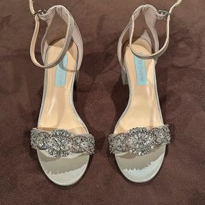 Betsy Johnson jeweled heels size 7